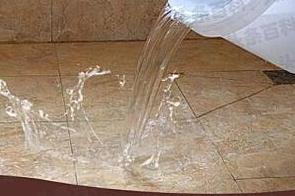 栾城漏水维修 免砸砖防水材料该如何施工